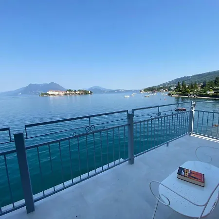 ヴィラ Luxury Olga In Stresa バヴェーノ