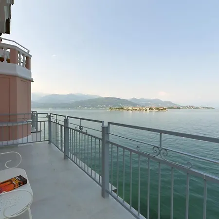 Luxury Olga In Stresa バヴェーノ