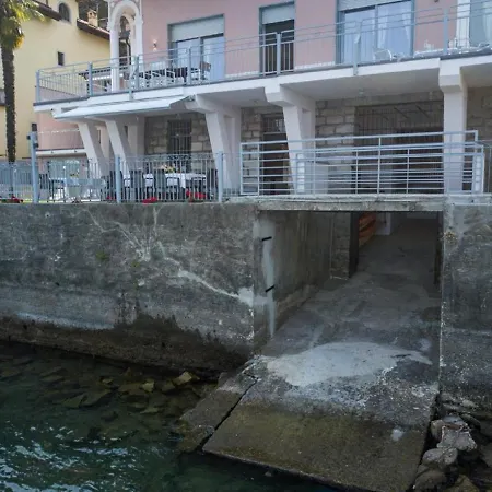 Vila Luxury Olga In Stresa *